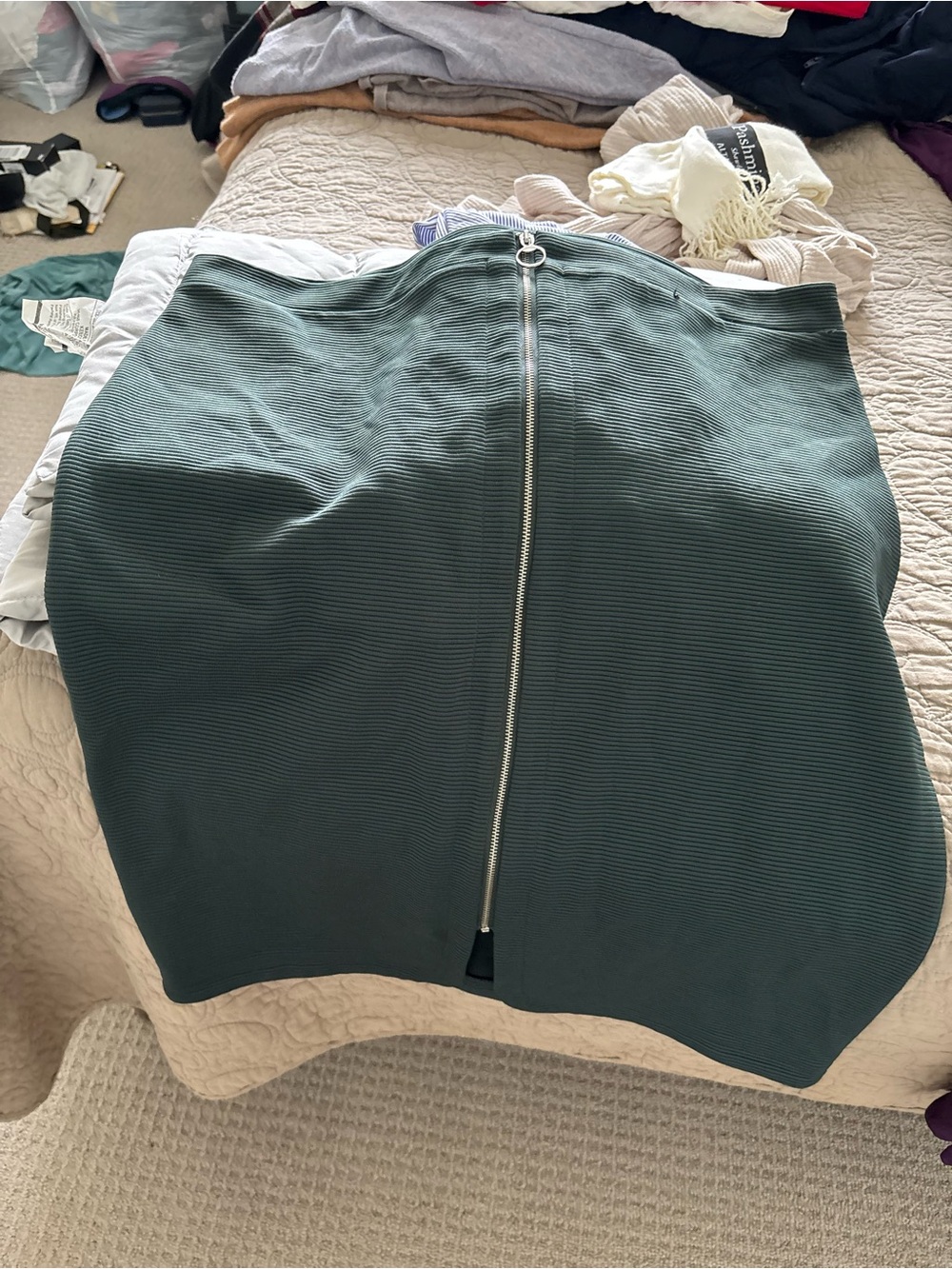 Atmosphere Dark Green Ribbed Pencil Skirt with Front Zip